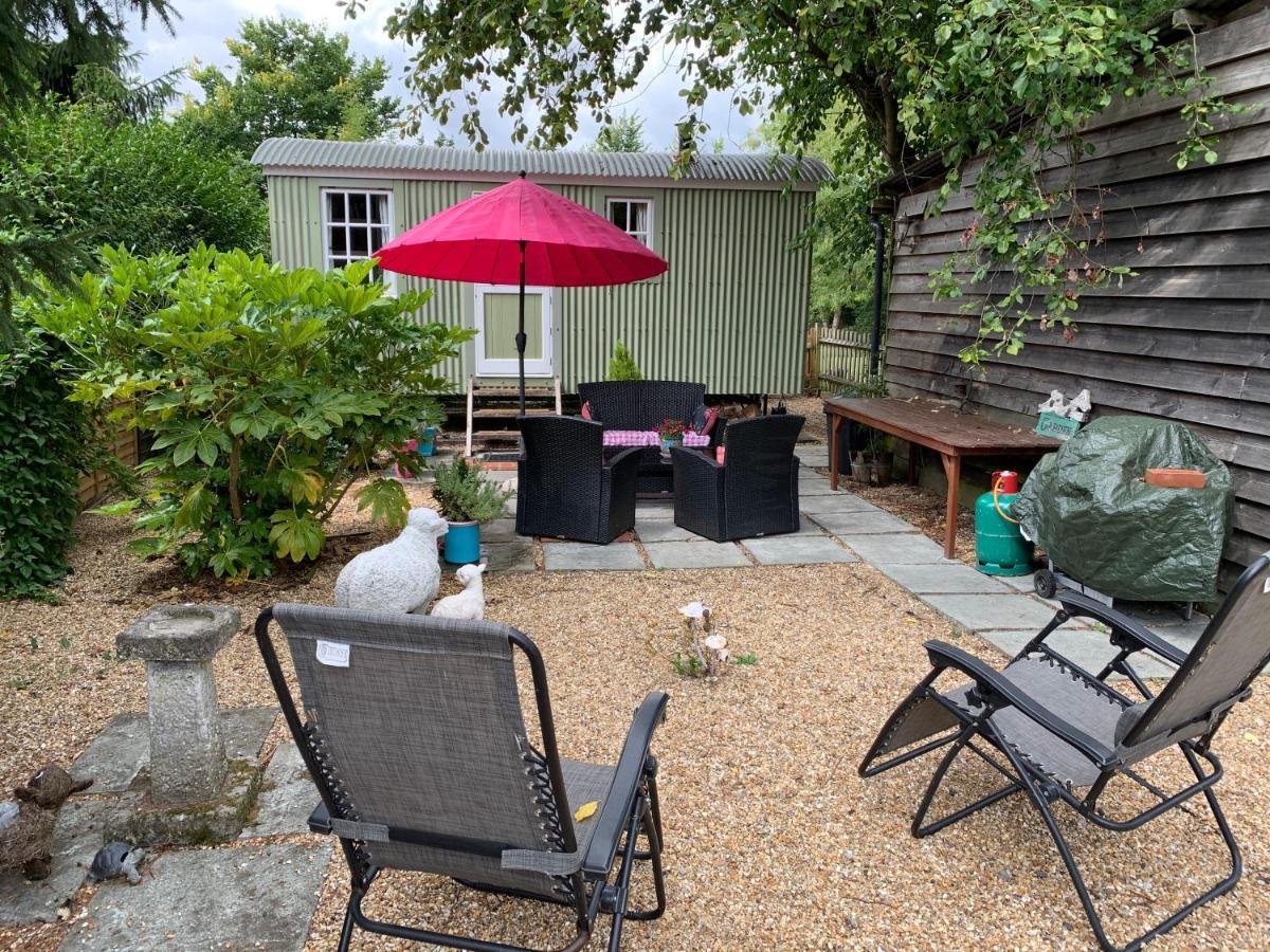 Thatched Cottage Pulborough Εξωτερικό φωτογραφία
