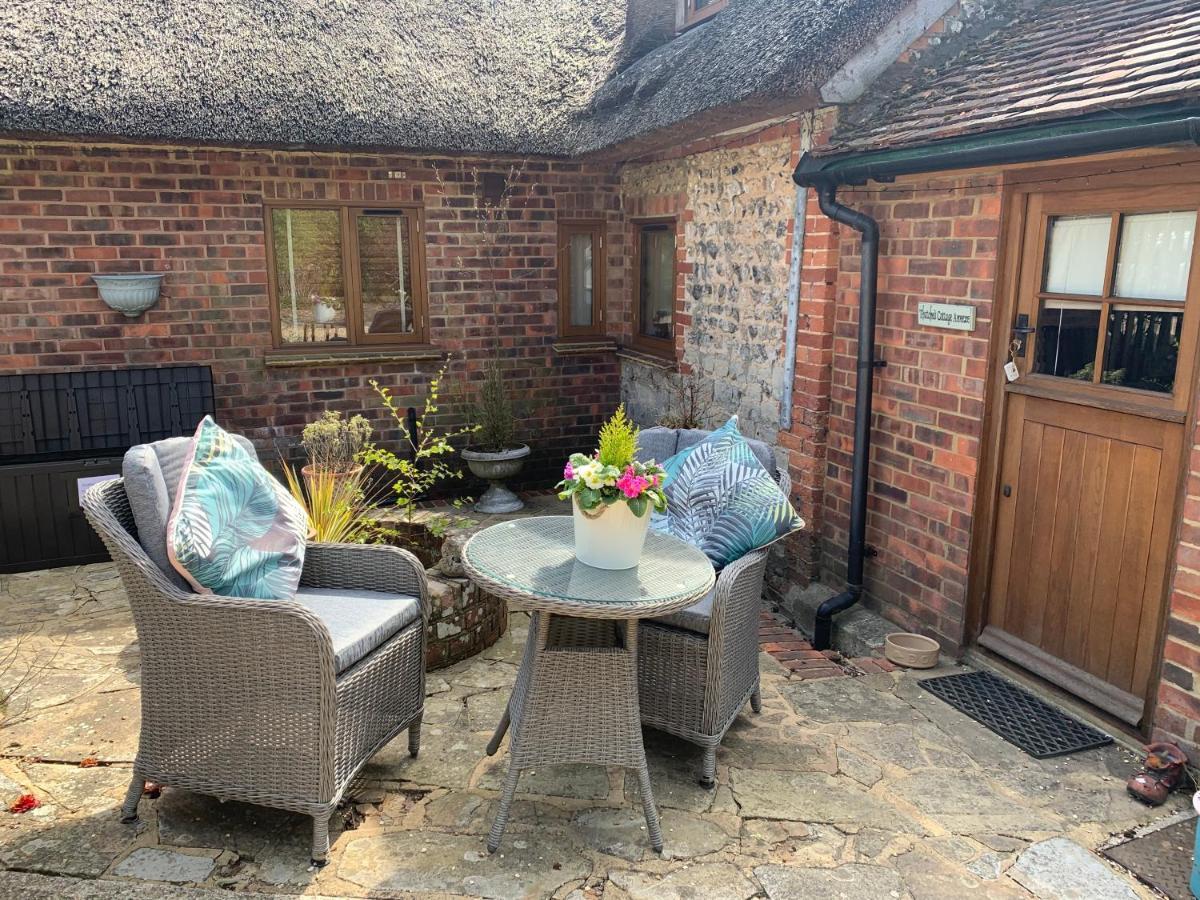 Thatched Cottage Pulborough Εξωτερικό φωτογραφία